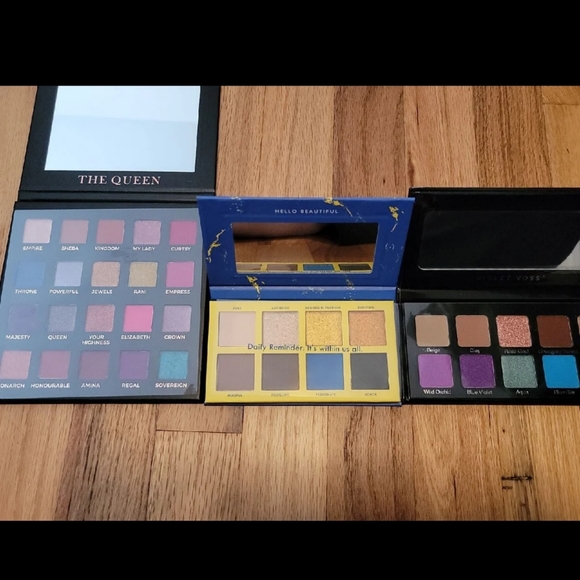 Violet Voss, Chella, & Eloise eye shadow palette - Picture 2 of 5